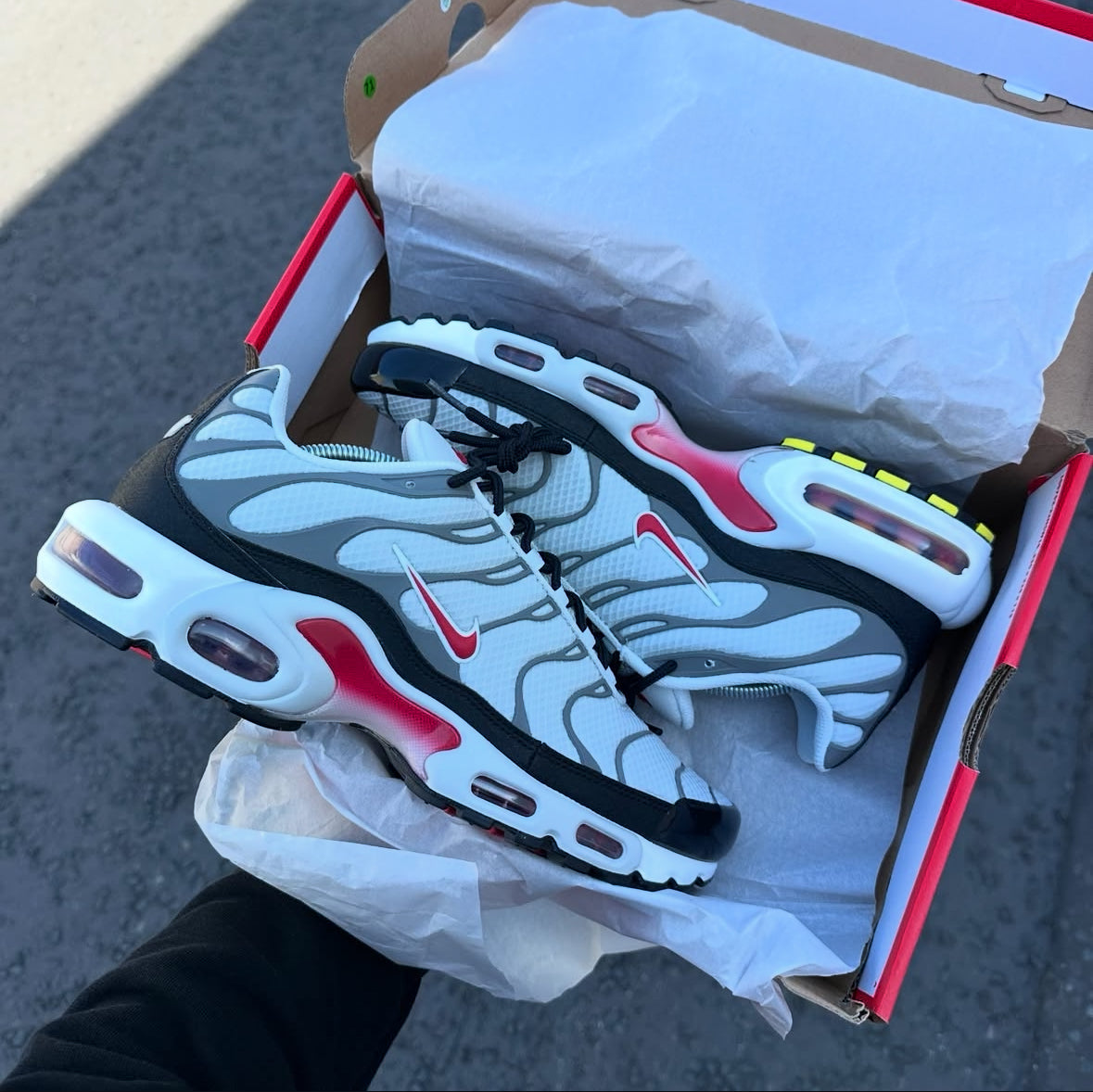 Nike Air Max Plus Tn Blanc Gris Rouge