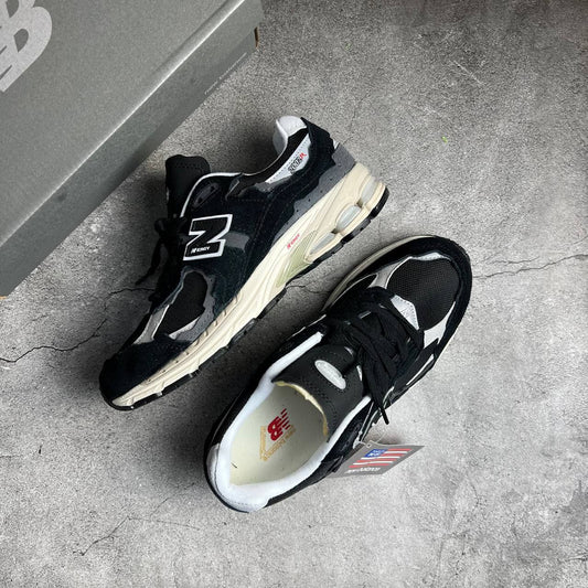 New Balance 2002R Protection Pack Black