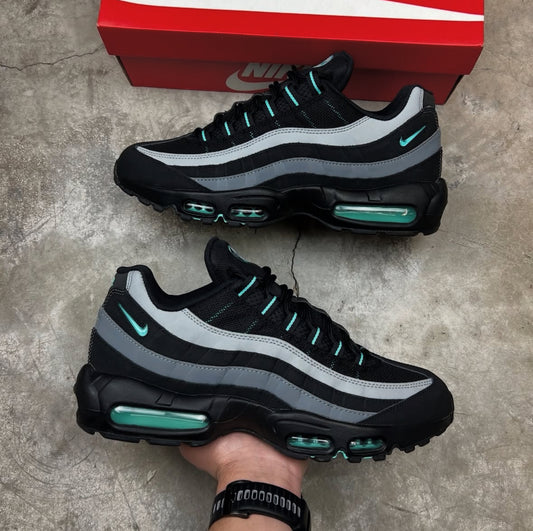 Nike Air Max 95 Black Aurora Green