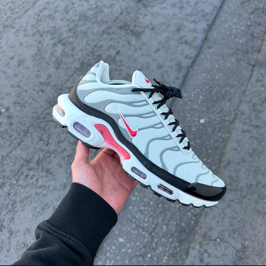 Nike Air Max Plus Tn Smoke Grey Red