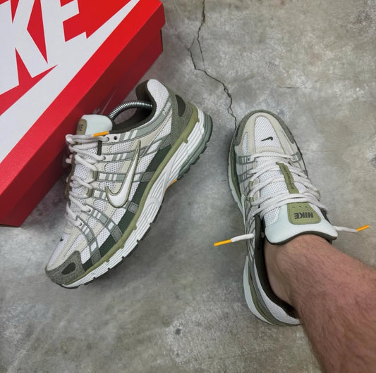 Nike P-6000 Kaki Blanc